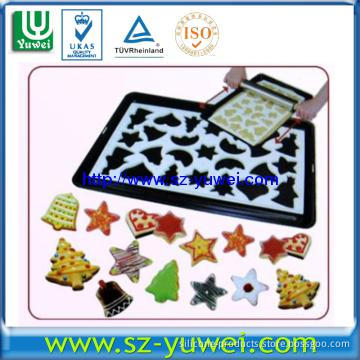 High quality Plastic Cookie Cutter with 24pc Christmas Shape in 1